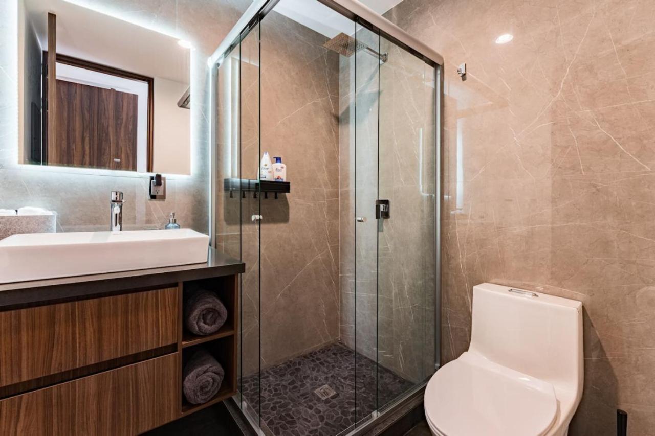 Two Luxurious With Private Balconies Apartment