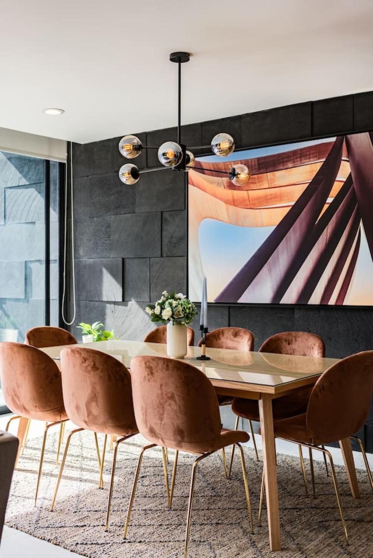 Apartment Two Luxurious With Private Balconies *