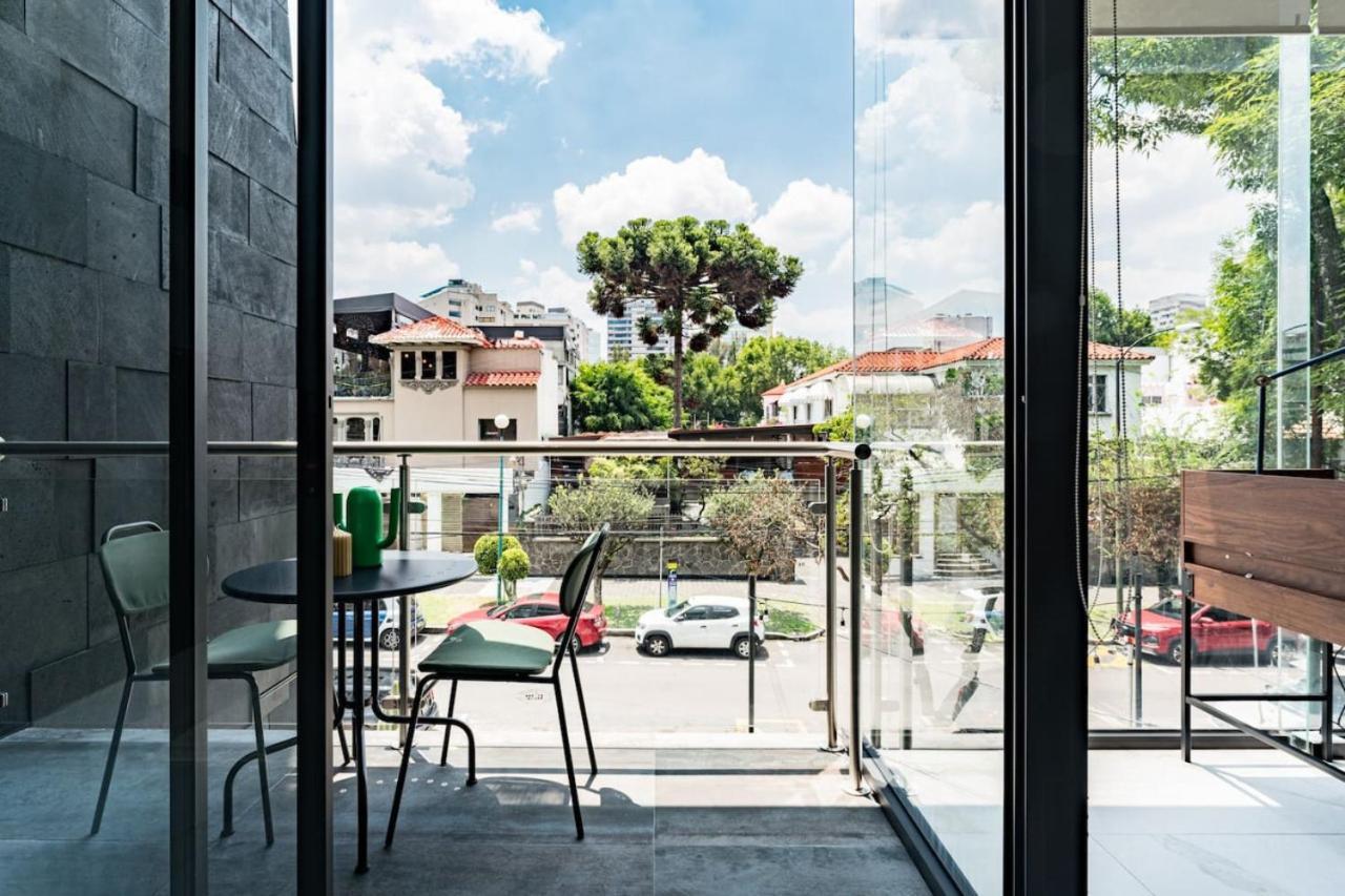 Two Luxurious With Private Balconies *