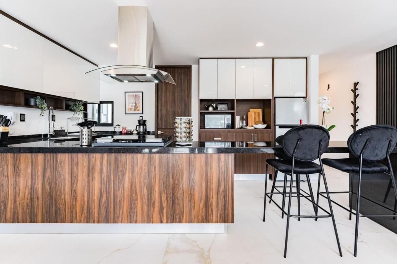 Apartment Two Luxurious With Private Balconies *