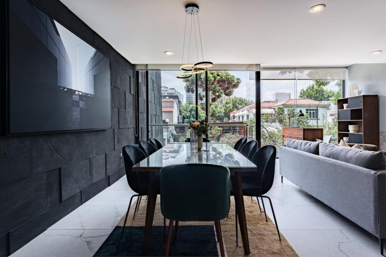 Two Luxurious With Private Balconies *